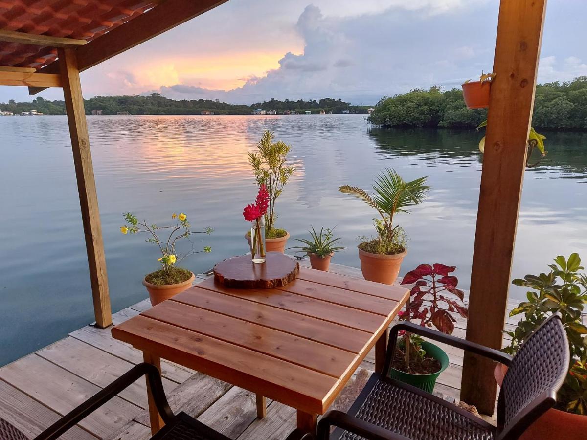 The Sunsetter Bed & Breakfast Bocas Town Exterior photo