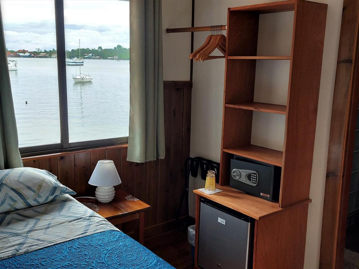 The Sunsetter Bed & Breakfast Bocas Town Exterior photo