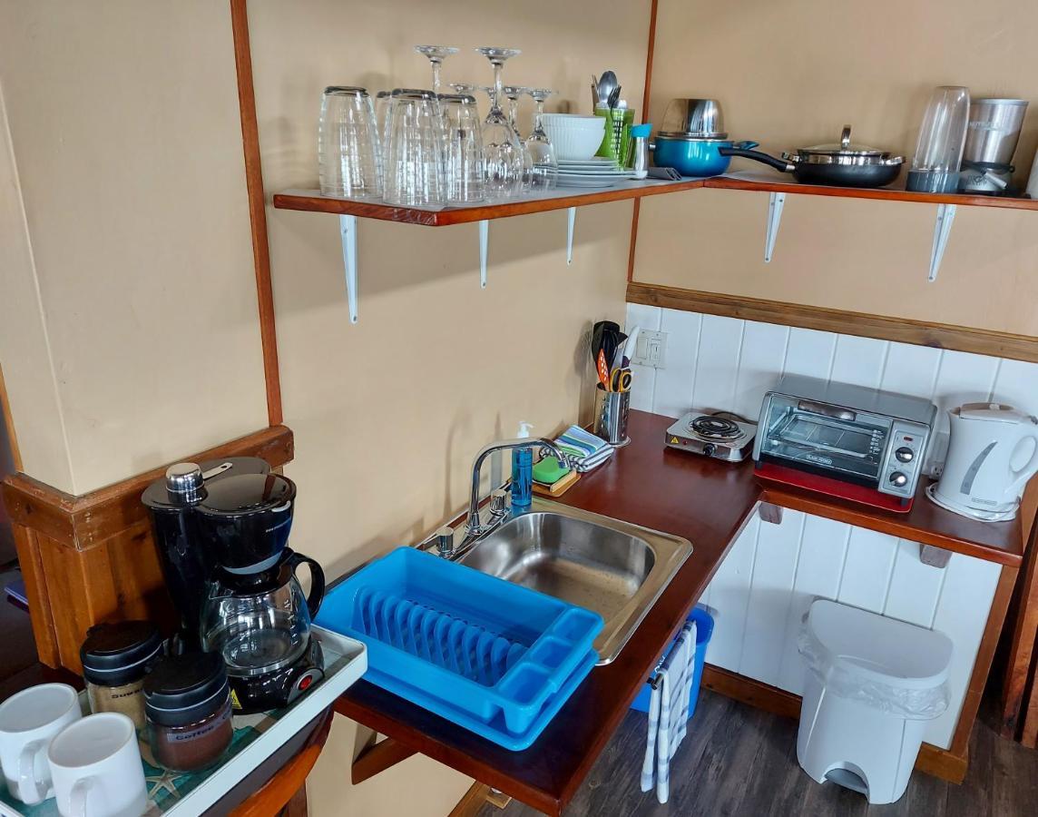 The Sunsetter Bed & Breakfast Bocas Town Exterior photo